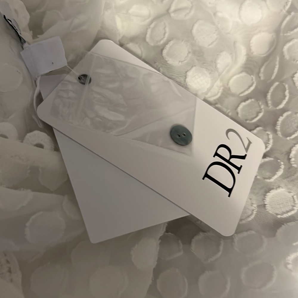 DR2 Swiss Dot Ruffle Blouse - Picture 7 of 7